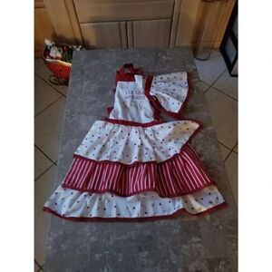 Envoguekids My doll and me apron set
Valentine's day